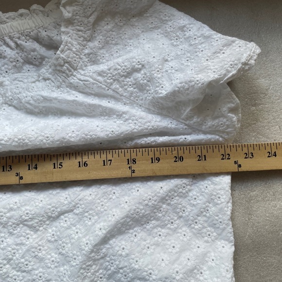 Talbots Shirt Womens L‎ White Floral Eyelet Lace Short Sleeve Cottagecore Blouse - Picture 6 of 10